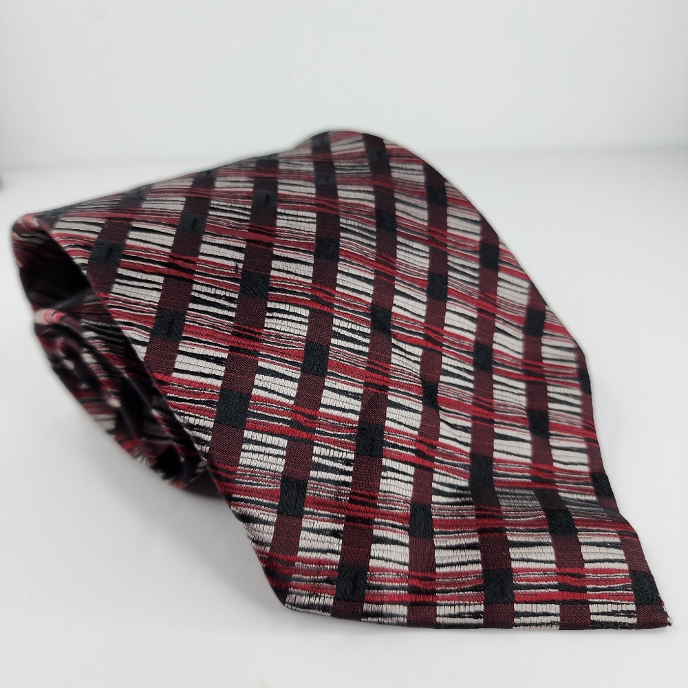 JOSEPH & FEISS Red Silk Tie.